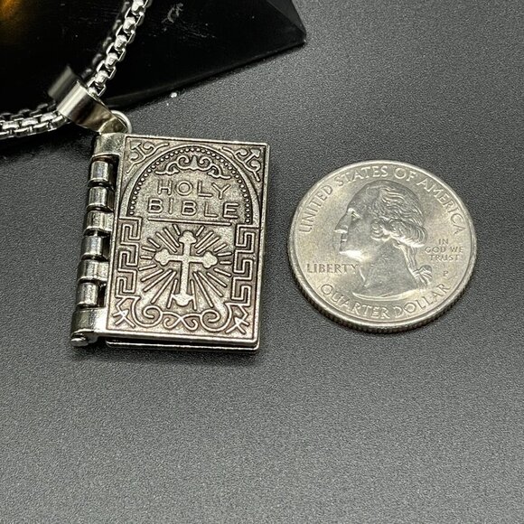 Holy Bible with The Lord's Prayer Necklace / Pendant #858 - Picture 15 of 16